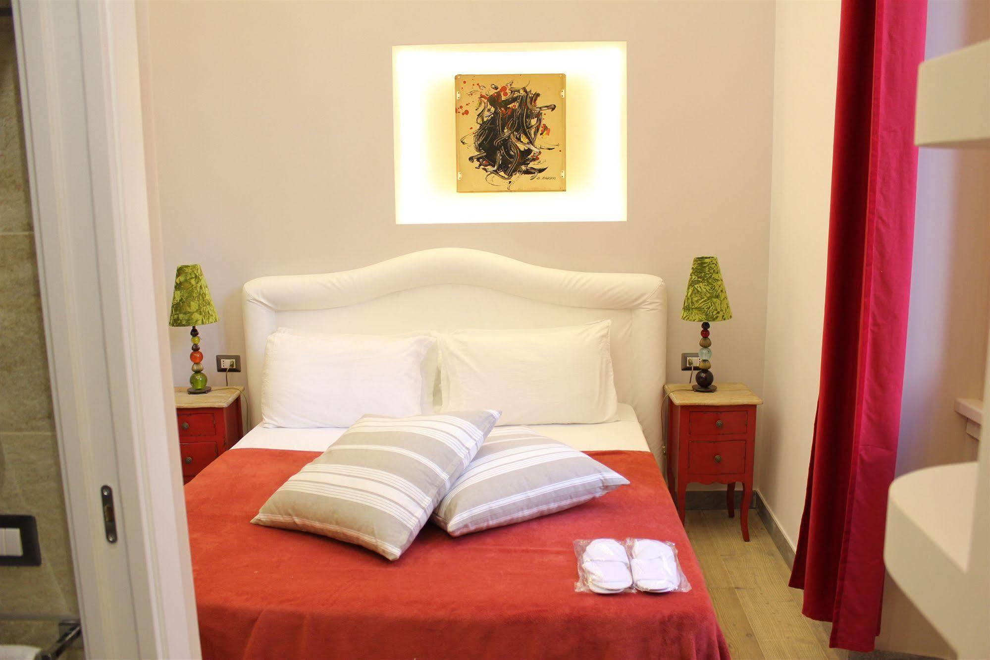 Town House Spagna 2*