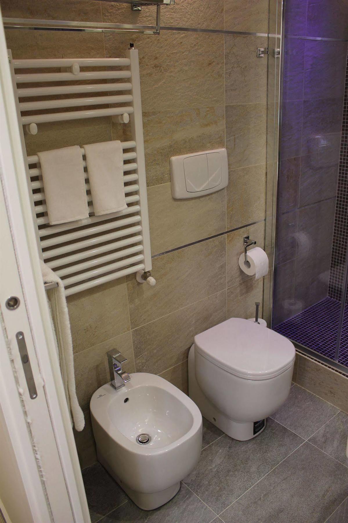Town House Spagna 2*